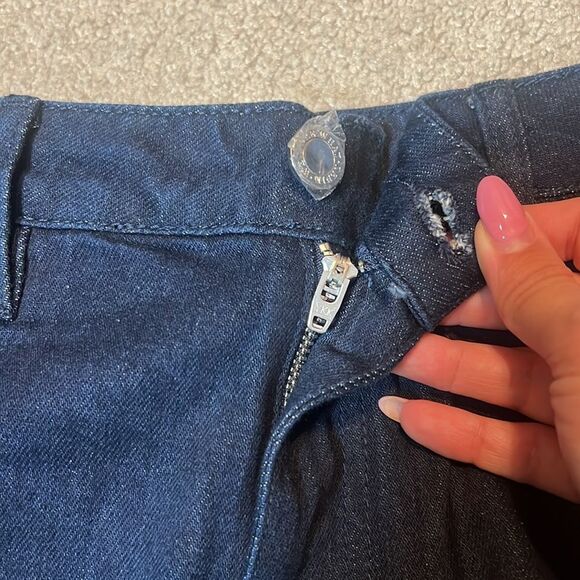 BNWT - WEWOREWHAT LOW RISE DAD JEANS INDIGO BLUE - 31 - Picture 6 of 9